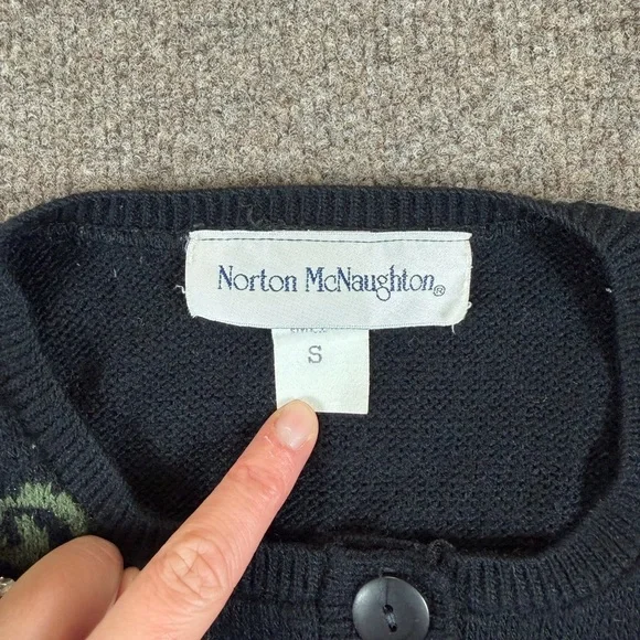 Vintage 90s Black Cardigan Sweater Women’s S Colorful Paisley Pattern Grannycore - Picture 3 of 11